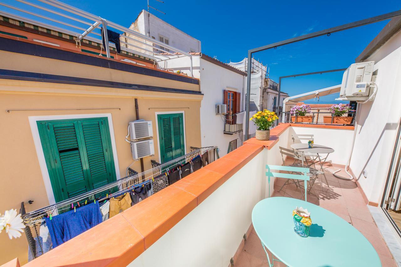 Bed and Breakfast Dafni E Naide Cefalù Exterior foto